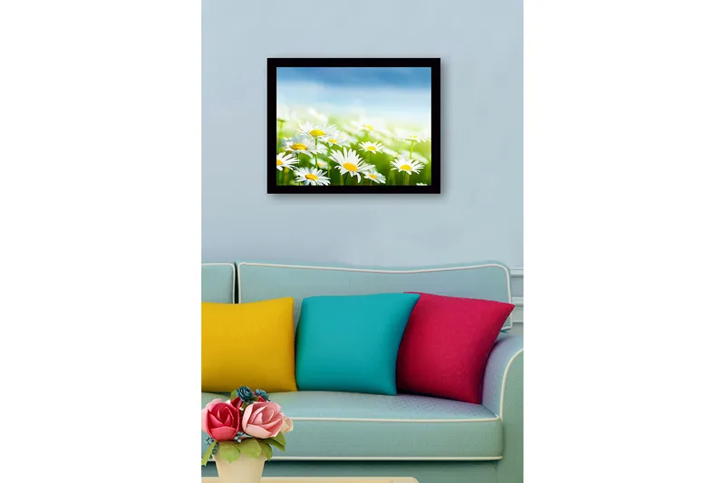 Inramad Canvastavla i trä - 41x56 cm - Färgrik äng med prästkragar i blomning - Vit / Gul / Grön - Inredning & dekor - Tavlor & konst