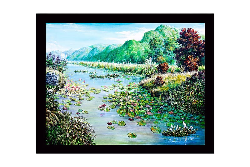 Inramad Canvastavla i trä - 41x56 cm - Fridfull sjölandskap med näckrosor och omgivande grönska - Grön / Blå / Rosa - Inredning & dekor - Tavlor & konst