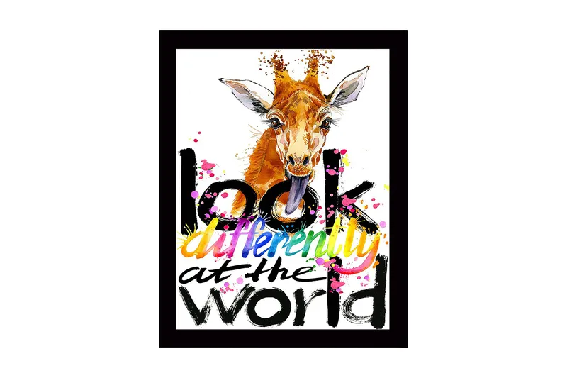 Inramad Canvastavla i trä - 41x56 cm - Giraff med utstickande tunga och färgglad text, Orange / Svart / Rosa