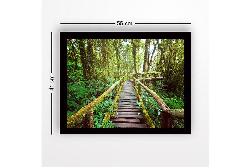 Inramad Canvastavla i trä - 41x56 cm - Grönskande skogsstig med träbroar - Grön / Brun / Gulgrön - Inredning & dekor - Tavlor & konst