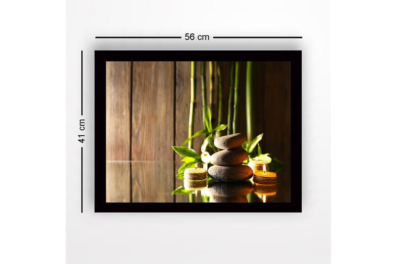 Inramad Canvastavla i trä - 41x56 cm - Harmonisk sammansättning av stenar och bambu med ljuslyktor - Grå / Grön / Beige - Inredning & dekor - Tavlor & konst