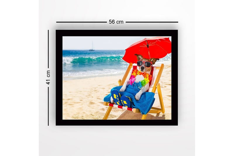 Inramad Canvastavla i trä - 41x56 cm - Hund som kopplar av på stranden i solstol med solglasögon och parasoll - Röd / Blå / Gul - Inredning & dekor - Tavlor & konst