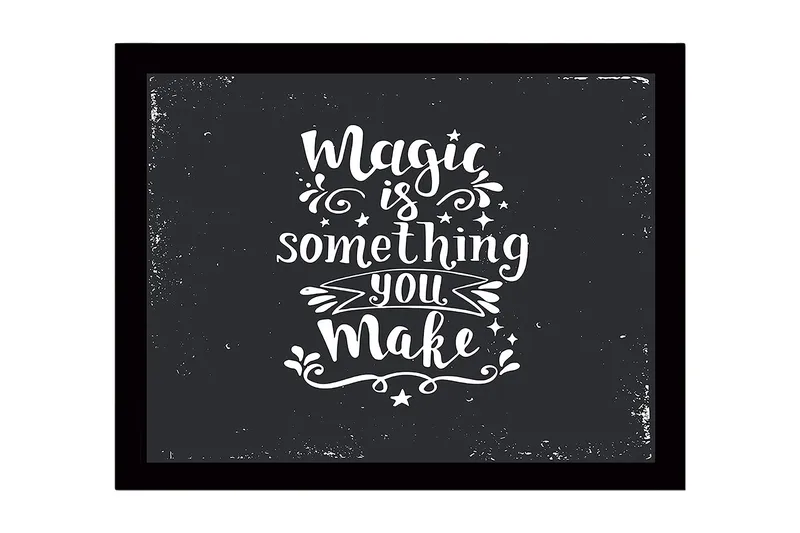 Inramad Canvastavla i trä - 41x56 cm - Inspirerande citat om magi och kreativitet - Svart / Vit - Inredning & dekor - Tavlor & konst