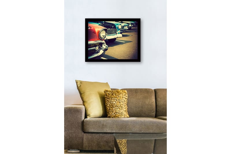 Inramad Canvastavla i trä - 41x56 cm - Klassiska bilar i rad med fokus på en röd bil i förgrunden - Röd / Blå / Silver - Inredning & dekor - Tavlor & konst