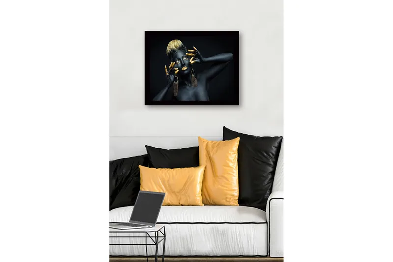 Inramad Canvastavla i trä - 41x56 cm - Konstverk med en kvinna i svart kroppsmålning och guldiga detaljer - Svart / Guld / Brun - Inredning & dekor - Tavlor & konst