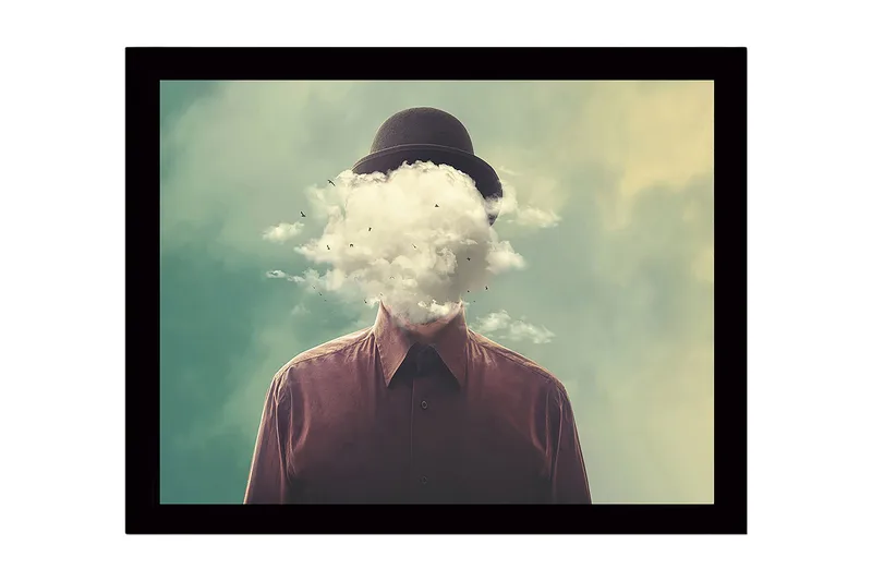 Inramad Canvastavla i trä - 41x56 cm - Människa med en molnig huvudet som svävar över en drömlik bakgrund - Grön / Brun / Vit - Inredning & dekor - Tavlor & konst
