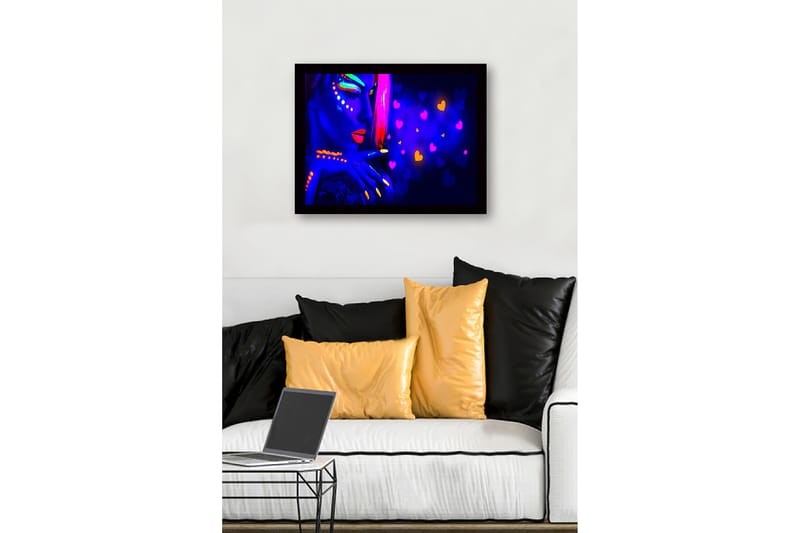 Inramad Canvastavla i trä - 41x56 cm - Neonfärgad porträtt av en kvinna med starka ansiktsmålningar - Blå / Neonorange / Rosa - Inredning & dekor - Tavlor & konst