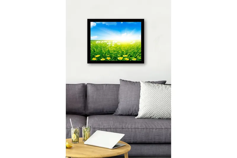 Inramad Canvastavla i trä - 41x56 cm - Solig äng med gula blommor och grönt gräs - Gult / Grönt / Blått - Inredning & dekor - Tavlor & konst