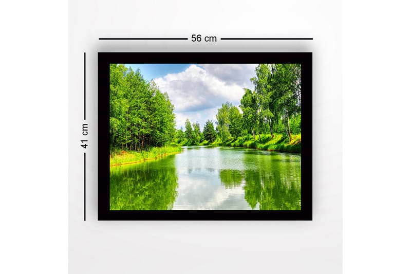Inramad Canvastavla i trä - 41x56 cm - Spegelblanka vattenytor omgivna av frodig grönska - Grön / Blå / Vit - Inredning & dekor - Tavlor & konst