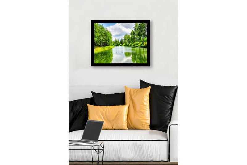 Inramad Canvastavla i trä - 41x56 cm - Spegelblanka vattenytor omgivna av frodig grönska - Grön / Blå / Vit - Inredning & dekor - Tavlor & konst