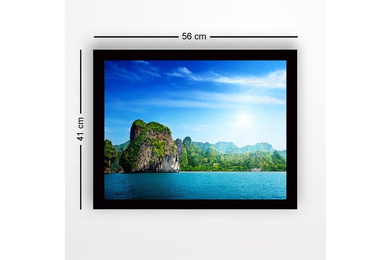 Inramad Canvastavla i trä - 41x56 cm - Storslagen kustlinje med klippformationer och grönskande vegetation - Blå / Grön / Vit - Inredning & dekor - Tavlor & konst