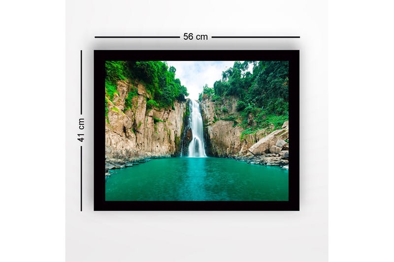 Inramad Canvastavla i trä - 41x56 cm - Storslagen vattenfall som faller ner i en klar, turkos sjö omgiven av frodig grönska - Turkos / Grön / Beige - Inredning & dekor - Tavlor & konst