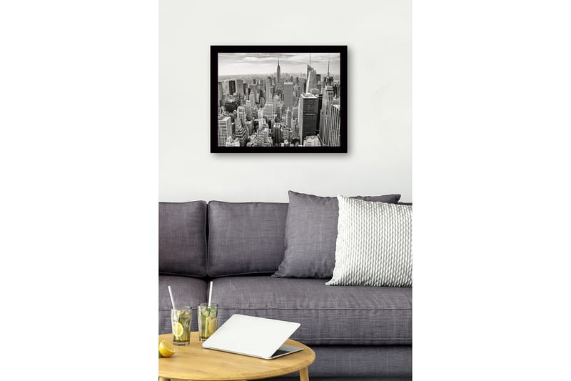 Inramad Canvastavla i trä - 41x56 cm - Storslagen vy över New Yorks skyline med ikoniska skyskrapor - Svart / Vitt / Grått - Inredning & dekor - Tavlor & konst