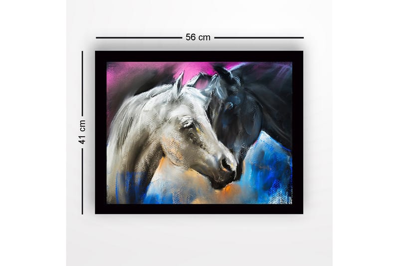Inramad Canvastavla i trä - 41x56 cm - Två hästar i kontrasterande färger, en vit och en svart, som möts i en dynamisk komposition - Vit / Svart / Blå - Inredning & dekor - Tavlor & konst