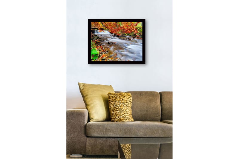Inramad Canvastavla i trä - 41x56 cm - Vacker bäck med höstfärger och rinnande vatten - Orange / Grön / Brun - Inredning & dekor - Tavlor & konst