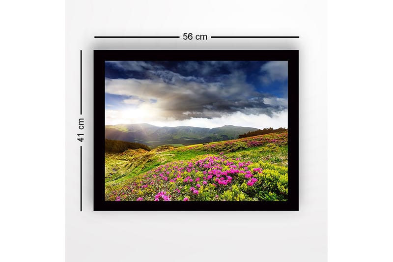 Inramad Canvastavla i trä - 41x56 cm - Vacker fjällandskap med blomstrande ängar - Grön / Rosa / Blå - Inredning & dekor - Tavlor & konst