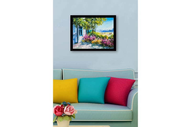 Inramad Canvastavla i trä - 41x56 cm - Vacker landskapsvy med blommor och ett hus i bakgrunden - Grön / Lila / Blå - Inredning & dekor - Tavlor & konst