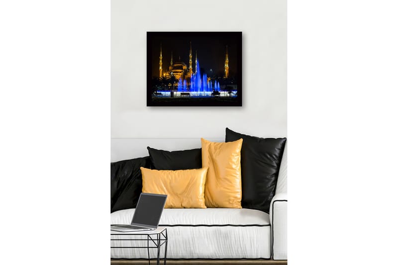 Inramad Canvastavla i trä - 41x56 cm - Vacker moské belyst av gyllene ljus med en fontän i blått vatten - Guld / Blå - Inredning & dekor - Tavlor & konst