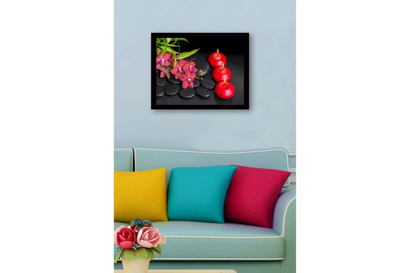 Inramad Canvastavla i trä - 41x56 cm - Vacker samling av orkidéer och levande ljus på svarta stenar - Röd / Svart / Grön - Inredning & dekor - Tavlor & konst