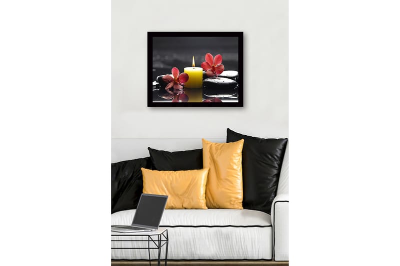 Inramad Canvastavla i trä - 41x56 cm - Vacker sammansättning av orkidéer och ett ljus på svarta stenar - Röd / Gul / Svart - Inredning & dekor - Tavlor & konst