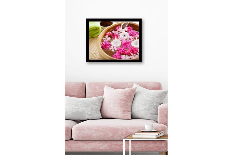 Inramad Canvastavla i trä - 41x56 cm - Vacker skål med flytande blommor och ljus - Rosa / Vitt / Brunt - Inredning & dekor - Tavlor & konst