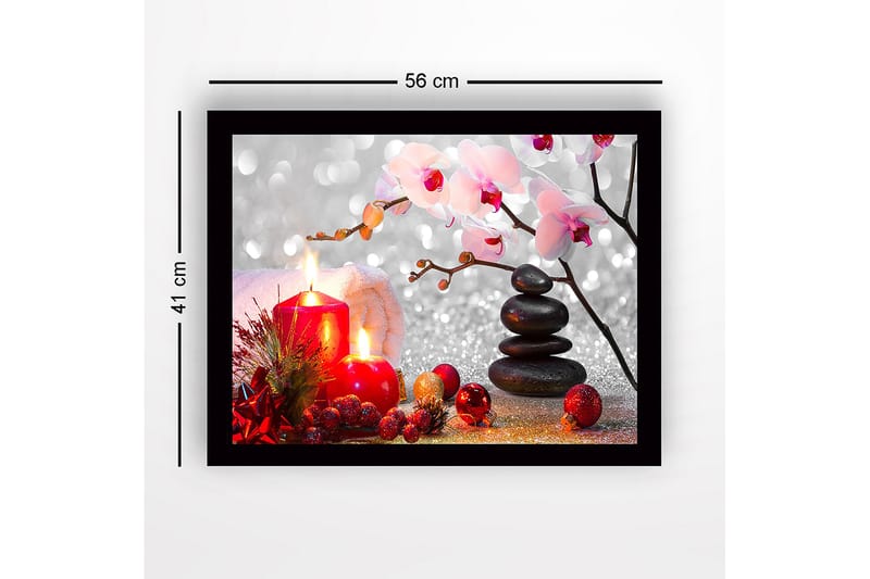 Inramad Canvastavla i trä - 41x56 cm - Vacker stillhet med ljus, blommor och stenar - Röd / Svart / Rosa - Inredning & dekor - Tavlor & konst