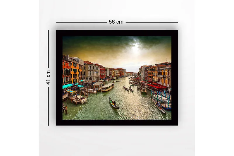 Inramad Canvastavla i trä - 41x56 cm - Vacker vy över en kanal i Venedig med färgglada byggnader och gondoler - Grön / Orange / Blå - Inredning & dekor - Tavlor & konst