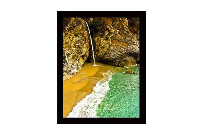 Inramad Canvastavla i trä - 41x56 cm - Vattenfall som rinner ner i en strandvik omgiven av klippor, Guld / Turkos / Grå