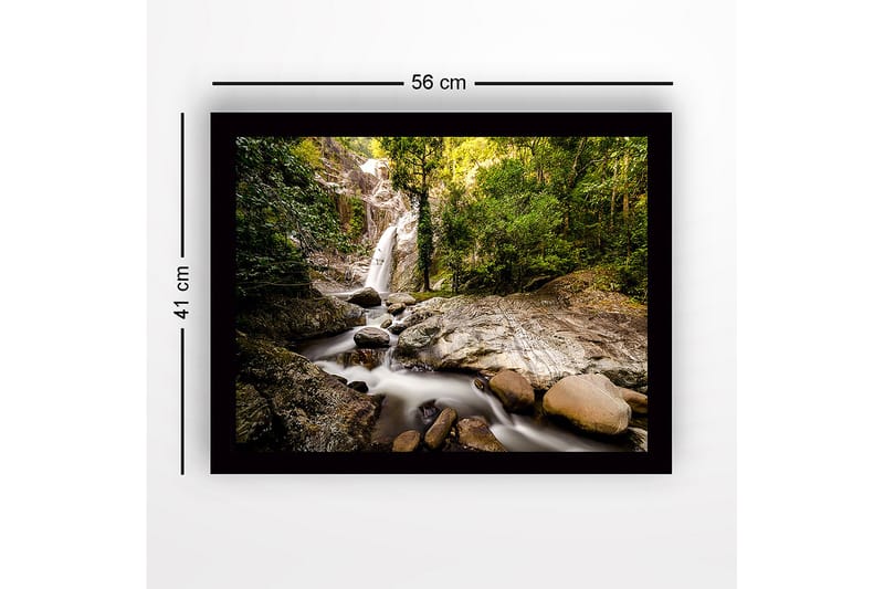 Inramad Canvastavla i trä - 41x56 cm - Vattenfall som strömmar genom en grönskande skogsmiljö - Grön / Grå / Brun - Inredning & dekor - Tavlor & konst