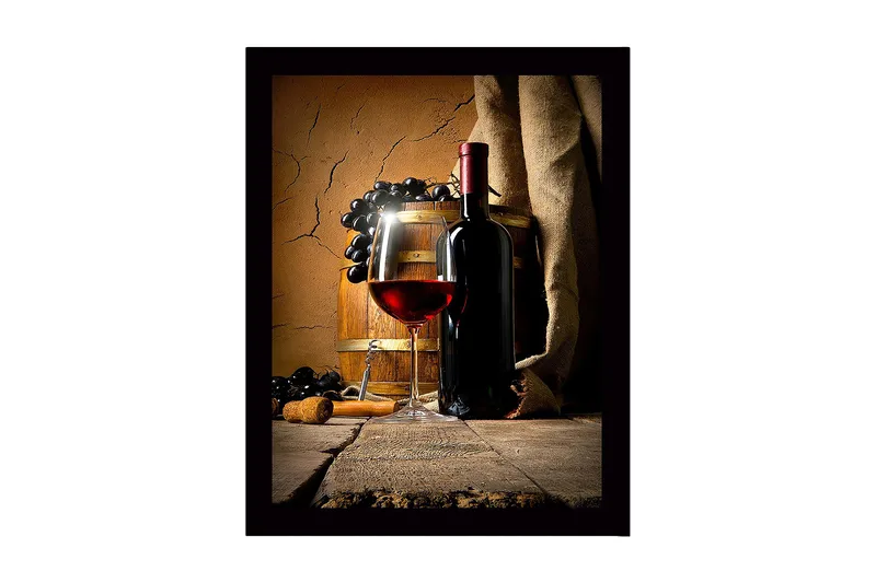 Inramad Canvastavla i trä - 41x56 cm - Vinflaska och glas med rödvin omgiven av druvor och ekfat - Röd / Svart / Brun - Inredning & dekor - Tavlor & konst