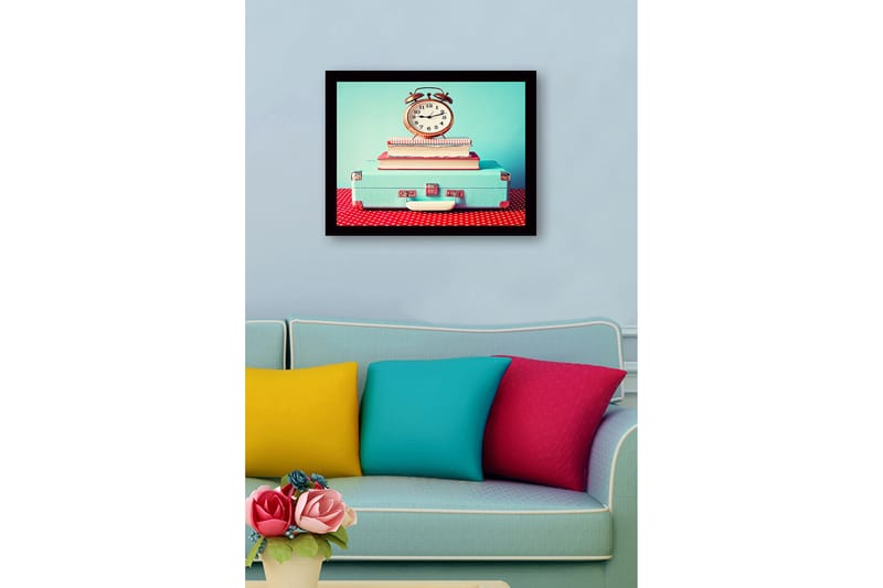 Inramad Canvastavla i trä - 41x56 cm - Vintage klocka på staplade böcker ovanpå en resväska - Turkos / Röd / Vit - Inredning & dekor - Tavlor & konst