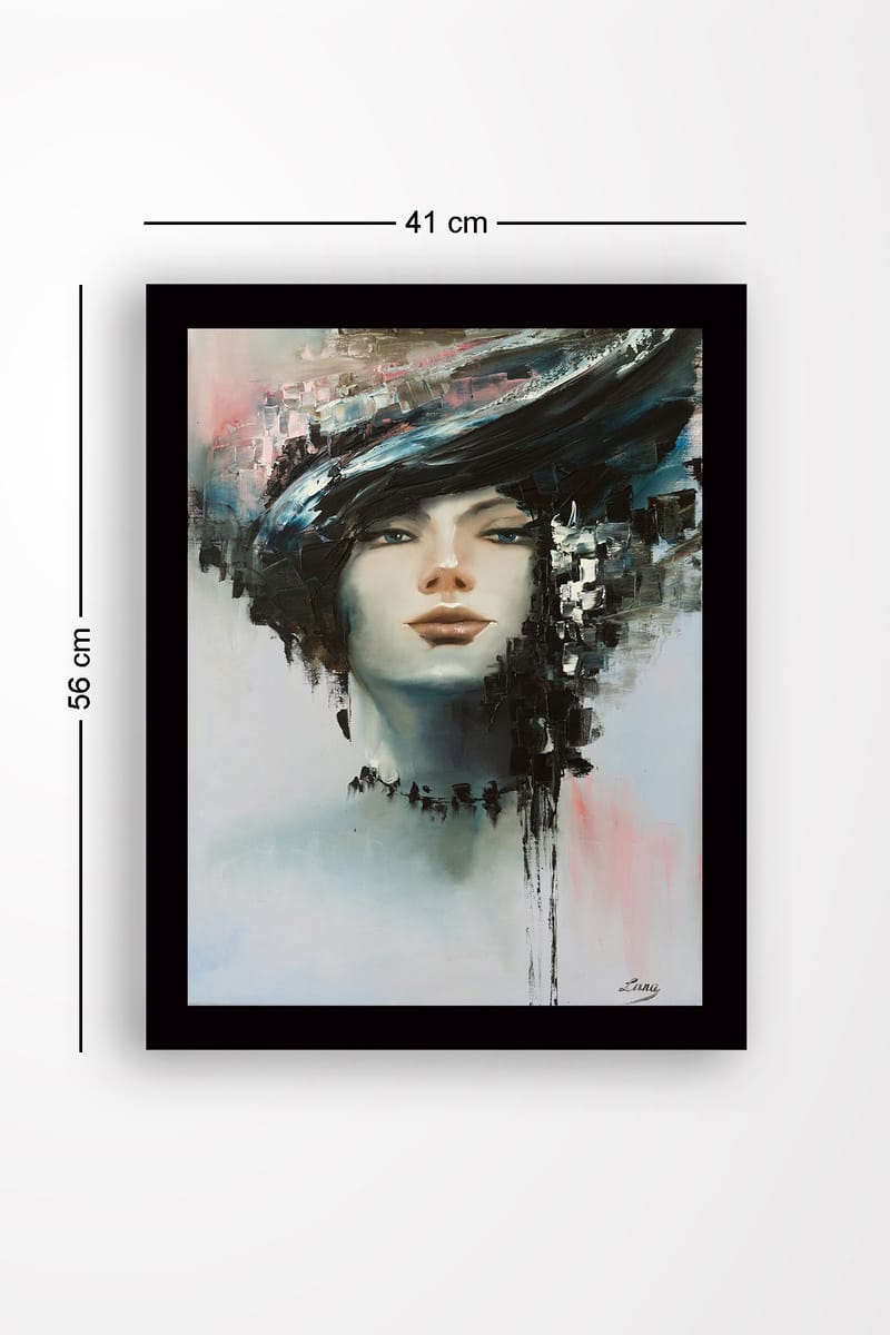 Inramad Canvastavla i trä - 41x56 cm - Porträtt av en kvinna med en dramatisk frisyr - Svart / Hudton / Ljusblå - Inredning & dekor - Tavlor & konst