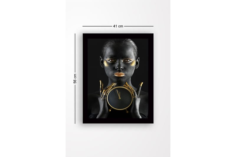 Inramad Canvastavla i trä - 41x56 cm - Porträtt av en kvinna med svart hud och guldiga detaljer som håller en klocka - Svart / Guld / Brun - Inredning & dekor - Tavlor & konst