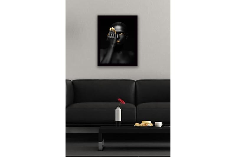 Inramad Canvastavla i trä - 41x56 cm - Porträtt av en kvinna med en hand som täcker halva ansiktet - Svart / Guld - Inredning & dekor - Tavlor & konst