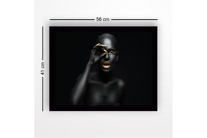 Inramad Canvastavla i trä - 41x56 cm - Porträtt av en kvinna med svart kroppsmålning och guldiga detaljer - Svart / Guld - Inredning & dekor - Tavlor & konst