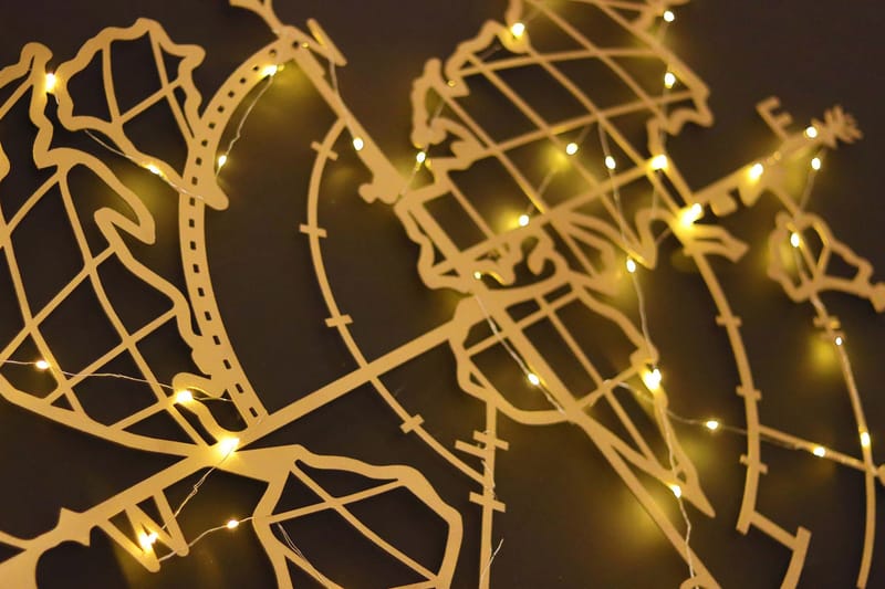 Decorative Metal Wall Accessory 65x95 - Guld - Inredning & dekor - Väggdekor - Skyltar - Plåtskylt