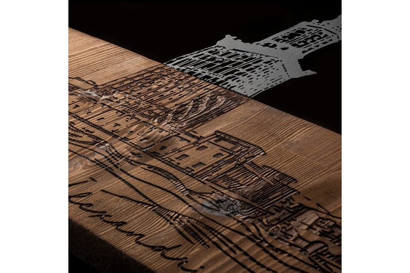 Alexandria Lighthouse Väggdekor - Svart/Valnöt - Inredning & dekor - Väggdekor - Skyltar - Plåtskylt