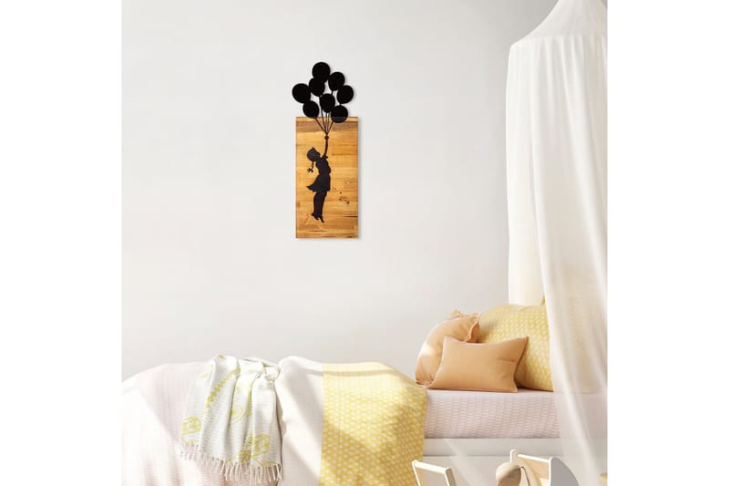 Child And Balloons Väggdekor - Svart - Inredning & dekor - Väggdekor - Skyltar - Plåtskylt
