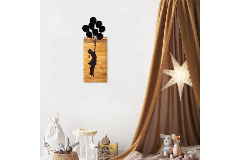 Child And Balloons Väggdekor - Svart - Inredning & dekor - Väggdekor - Skyltar - Plåtskylt
