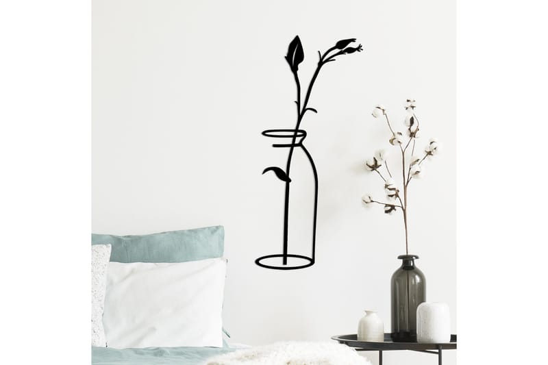 Flower In The Vase Väggdekor - Svart - Inredning & dekor - Väggdekor - Skyltar - Plåtskylt