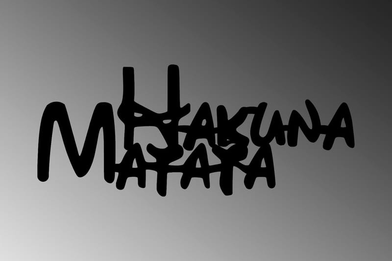 Hakuna Matata 5 Väggdekor - Svart - Inredning & dekor - Väggdekor - Skyltar - Plåtskylt