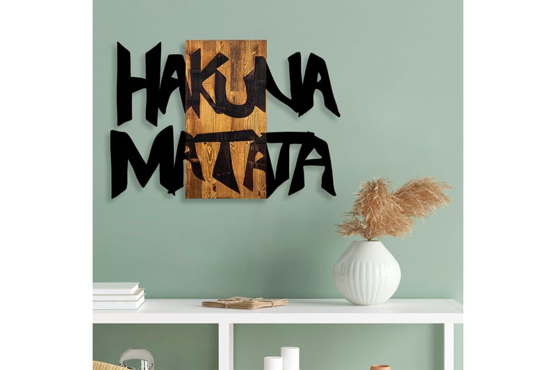 Hakuna Matata 5 Väggdekor - Svart/Ljus Valnöt - Inredning & dekor - Väggdekor - Skyltar - Plåtskylt
