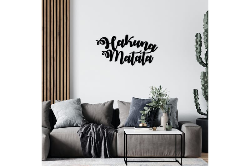 Hakuna Matata Väggdekor - Svart - Inredning & dekor - Väggdekor - Skyltar - Plåtskylt