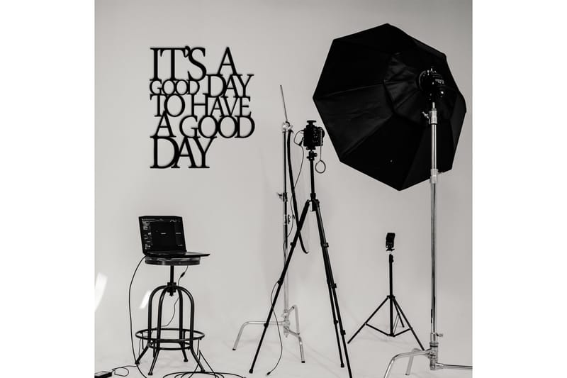 Its A Good Väggdekor - Svart - Inredning & dekor - Väggdekor - Skyltar - Plåtskylt