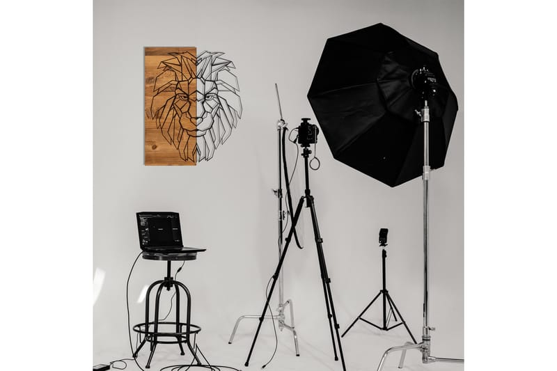 King Väggdekor - Svart/Valnöt - Inredning & dekor - Väggdekor - Skyltar - Plåtskylt