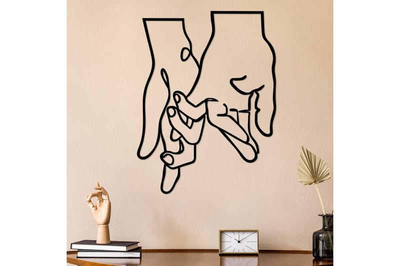 Pinky Love Väggdekor - Svart - Inredning & dekor - Väggdekor - Skyltar - Plåtskylt