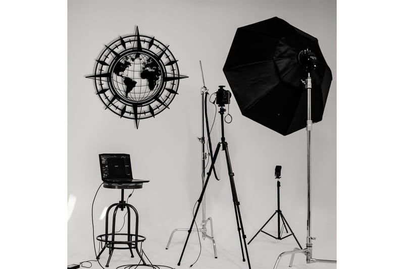 Real World Väggdekor - Svart - Inredning & dekor - Väggdekor - Skyltar - Plåtskylt