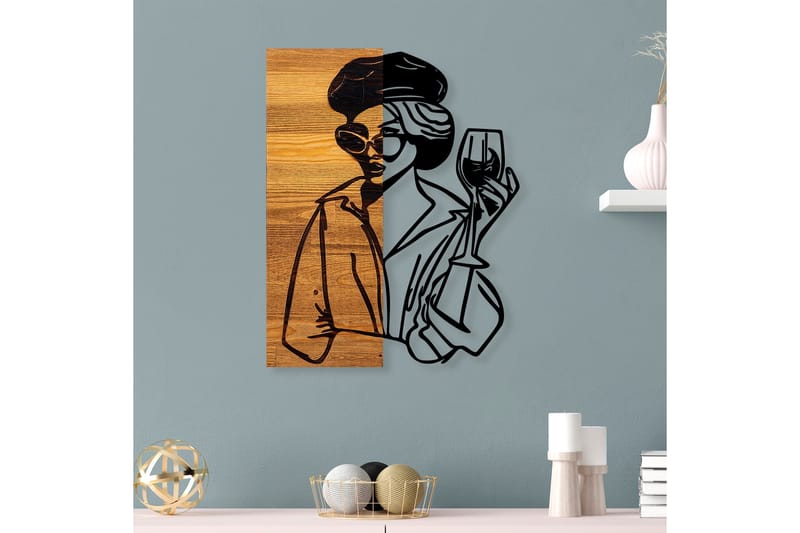 Woman 2 Väggdekor - Svart/Ljus Valnöt - Inredning & dekor - Väggdekor - Skyltar - Plåtskylt