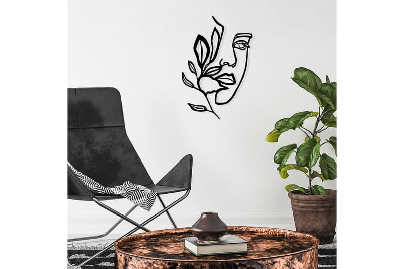 Woman Face Behind The Branch Väggdekor - Svart - Inredning & dekor - Väggdekor - Skyltar - Plåtskylt