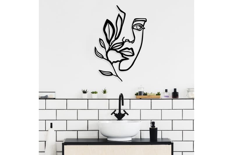 Woman Face Behind The Branch Väggdekor - Svart - Inredning & dekor - Väggdekor - Skyltar - Plåtskylt